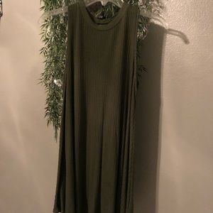 Olive T shirt sweater dress size M